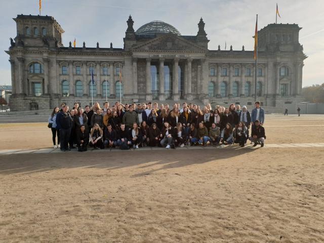 vor dem reichstag