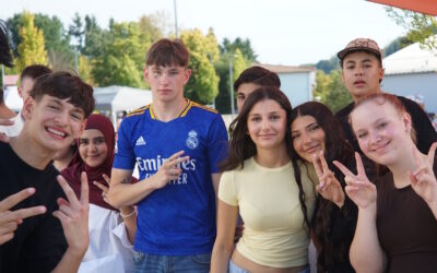 Gesamtschule feiert Fest der Kulturen – Aufstehen für Demokratie
